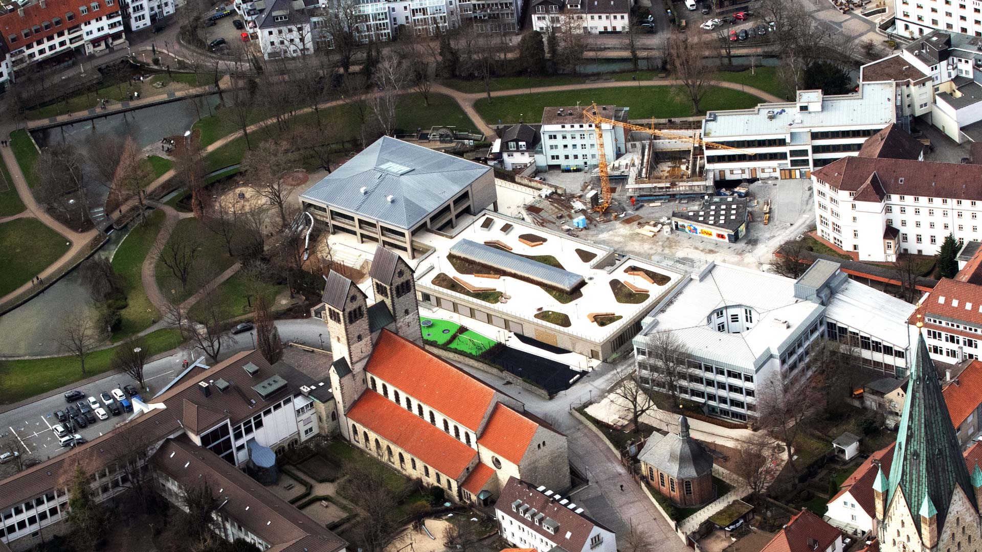 Michaelsschulen in Paderborn von oben